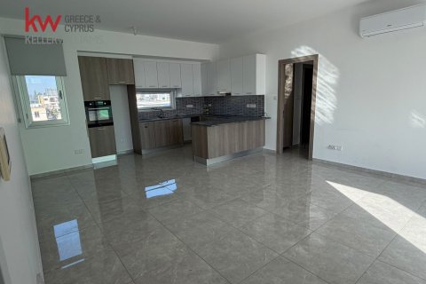 2 bedrooms Apartment in Larnaca, Larnaka,  No. 39667 4