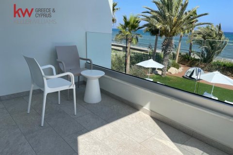 5 bedrooms Villa in Oroklini, Larnaka,  No. 39668 22