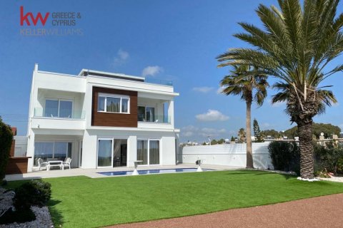 5 bedrooms Villa in Oroklini, Larnaka,  No. 39668 10