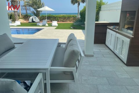 5 bedrooms Villa in Oroklini, Larnaka,  No. 39668 23