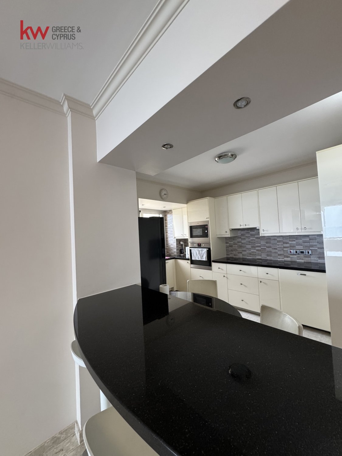 2 bedrooms Apartment in Larnaca, Larnaka, Cyprus No. 39671