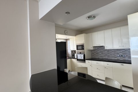 2 bedrooms Apartment in Larnaca, Larnaka,  No. 39671 4