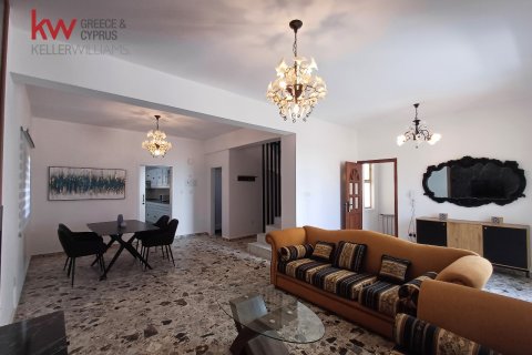 3 bedrooms Townhouse in Larnaca, Larnaka,  No. 39669 7