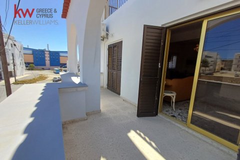 3 bedrooms Townhouse in Larnaca, Larnaka,  No. 39669 13