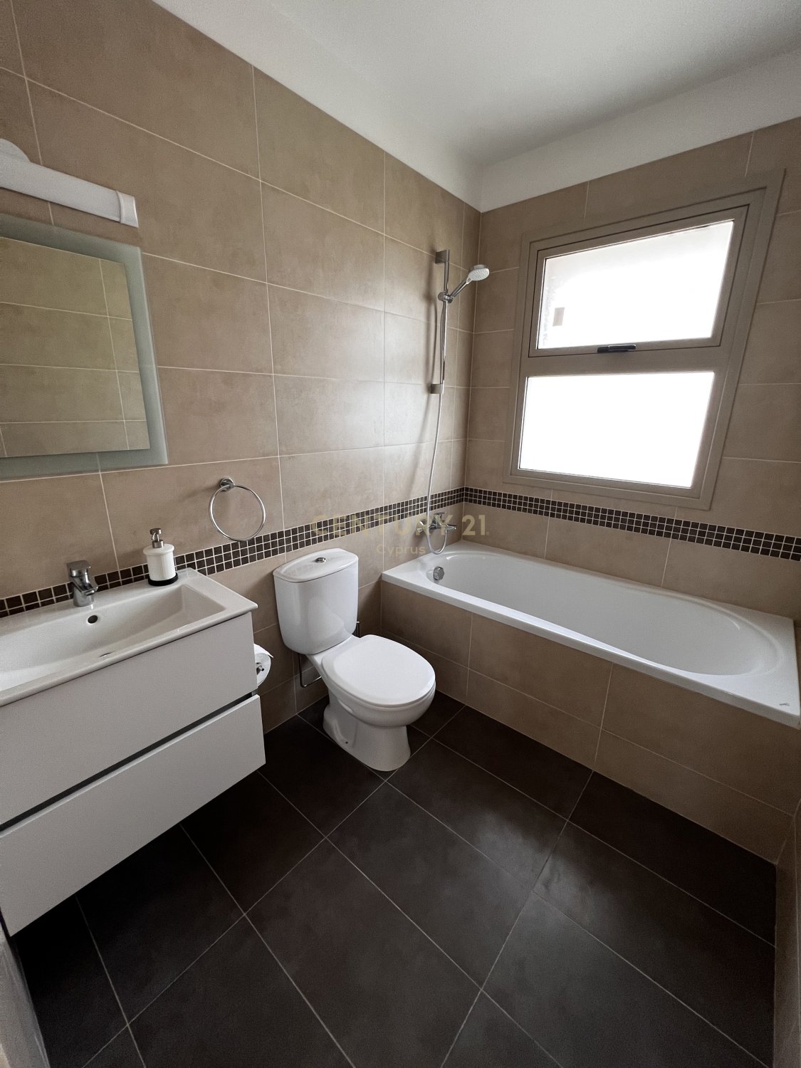 3 chambres Villa à Parekklisia, Limassol, Chypre No. 55920