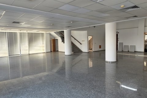 300m2 Tienda en Strovolos, Nicosia, No. 50430