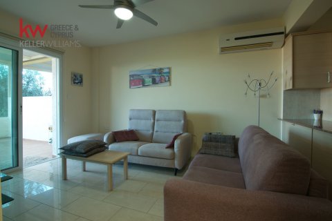 2 dormitorios Apartamento en Deryneia, Ammochostos,  No. 50429 6