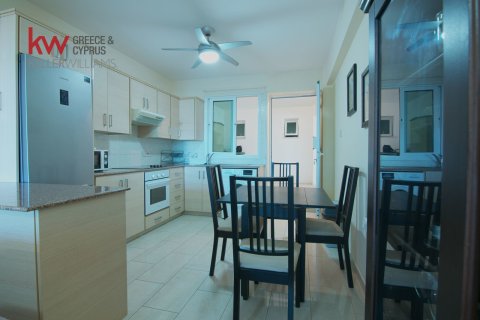 2 dormitorios Apartamento en Deryneia, Ammochostos,  No. 50429 4