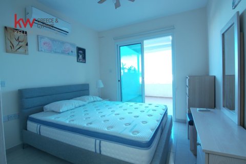 2 dormitorios Apartamento en Deryneia, Ammochostos,  No. 50429 9