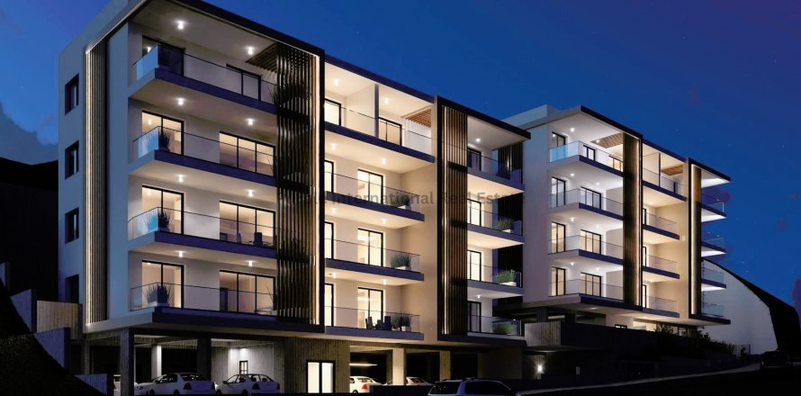 2 bedrooms Apartment in Limassol,  No. 36572