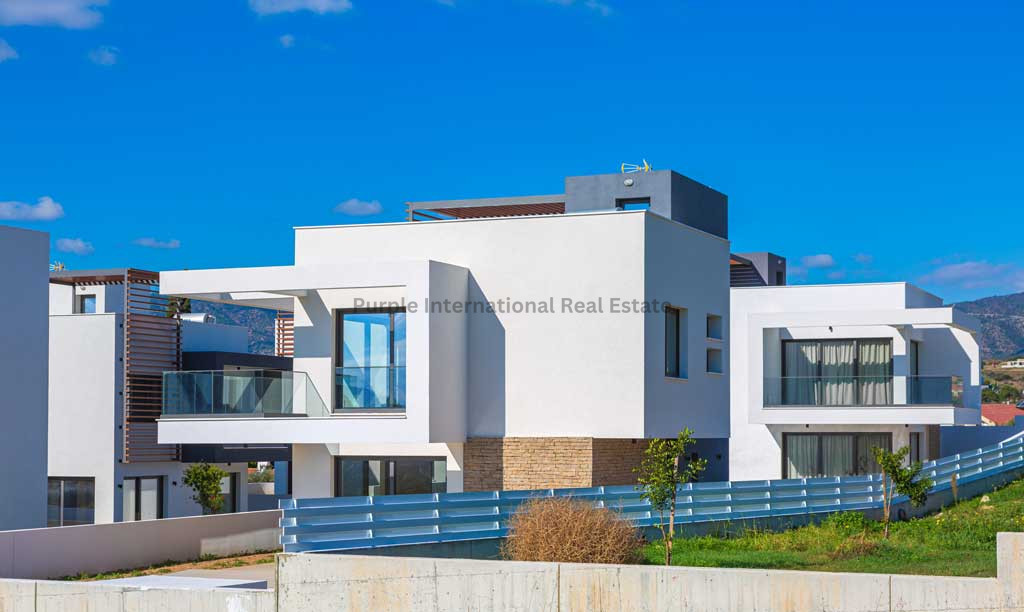 3 bedrooms Villa in Pyrgos, Limassol, Cyprus No. 52408
