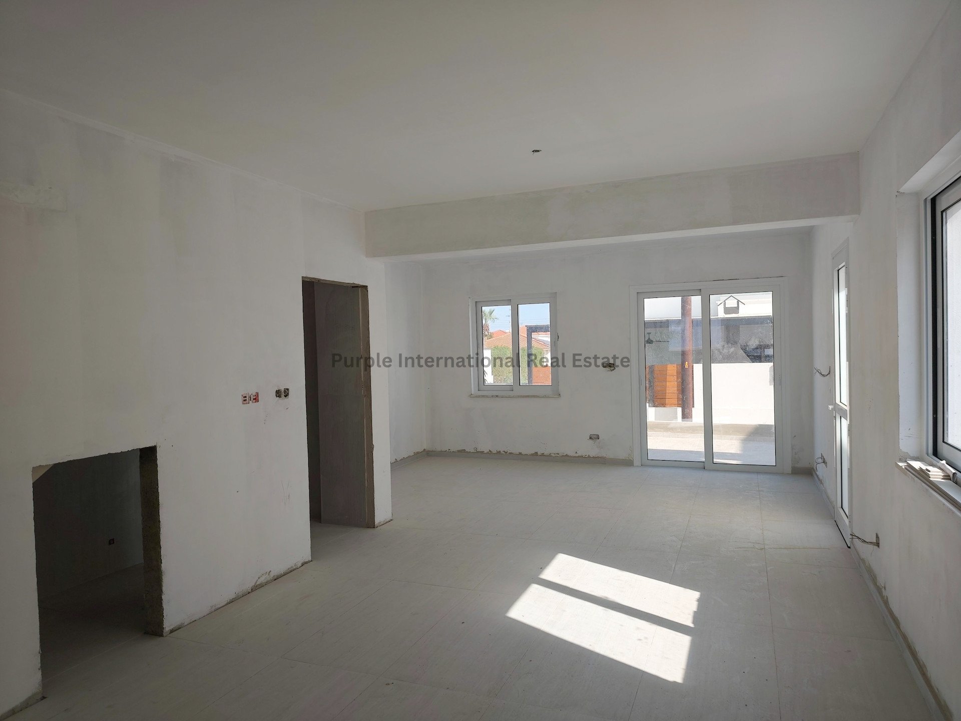 3 bedrooms Villa in Oroklini, Larnaka, Cyprus No. 52411