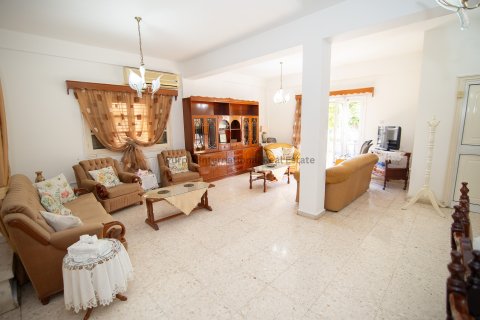 4 bedrooms Villa in Larnaca, Larnaka,  No. 52407
