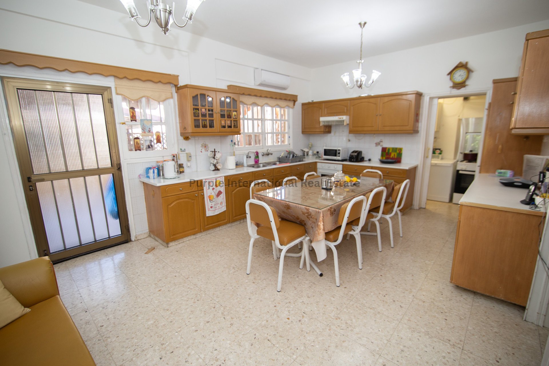 4 bedrooms Villa in Larnaca, Larnaka, Cyprus No. 52407