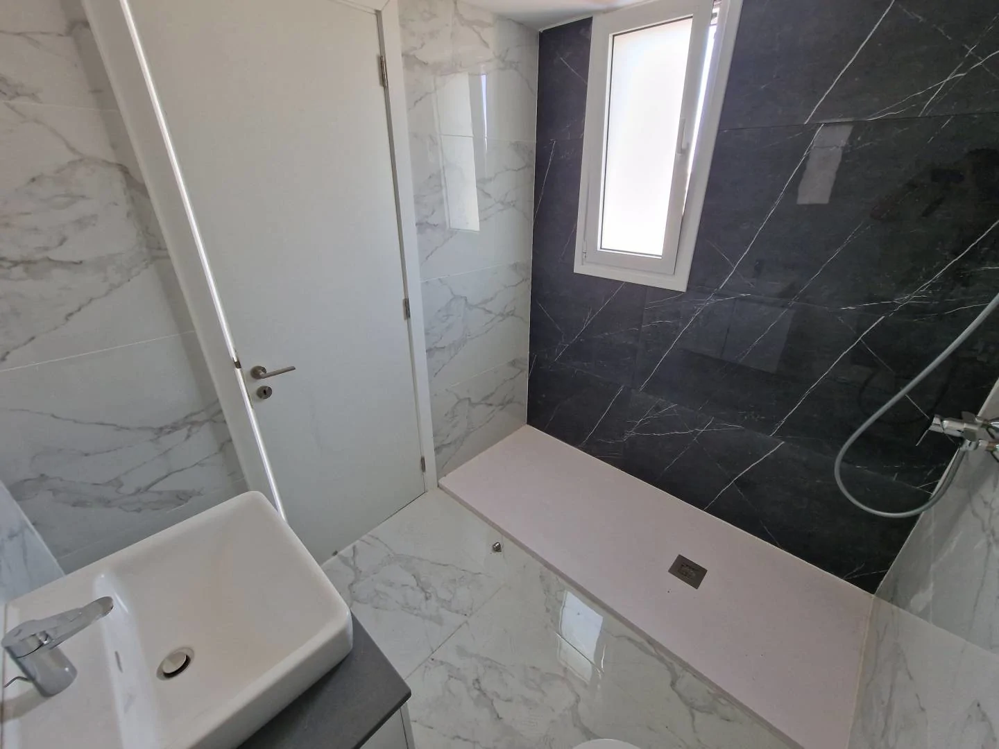 3 bedrooms Apartment in Larnaca, Larnaka, Cyprus No. 4965