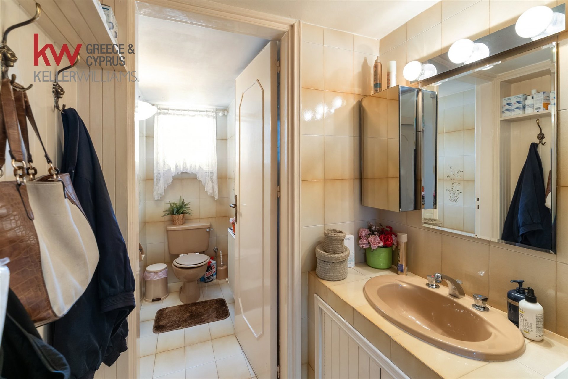 Квартира с 4 спальнями в Ларнака, Кипр № 52271