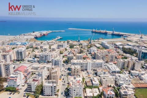 4 dormitorios Apartamento en Larnaca, Larnaka,  No. 52271