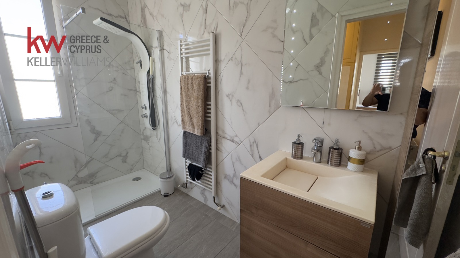 4 bedrooms Townhouse in Larnaca, Larnaka, Cyprus No. 52268