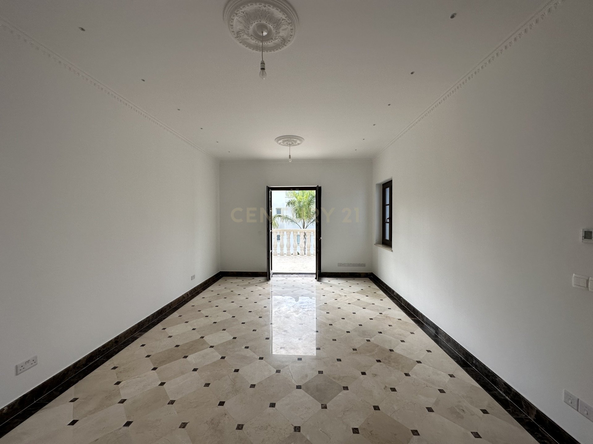 2 bedrooms Apartment in Germasogeia, Limassol, Cyprus No. 24716