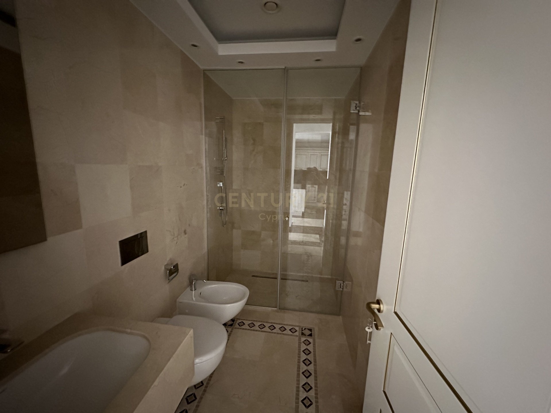 2 bedrooms Apartment in Germasogeia, Limassol, Cyprus No. 24716