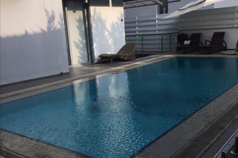 5 bedrooms Villa in Limassol,  No. 38291 15