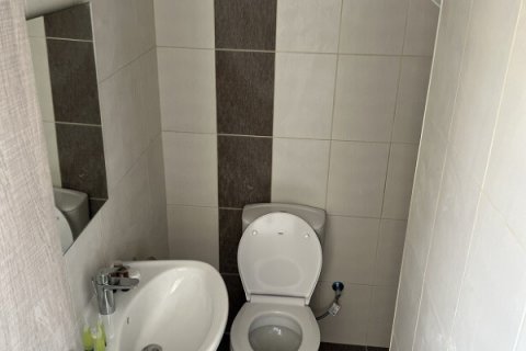 Вилла с 4 комнатами в Пафос,  № 38986 6