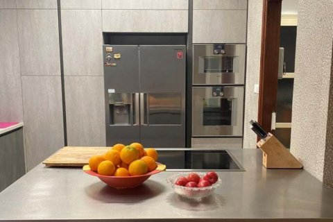 9 rooms Villa in Limassol,  No. 38989 3