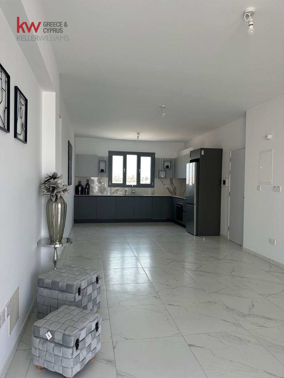 2 bedrooms Apartment in Larnaca, Larnaka, Cyprus No. 40194