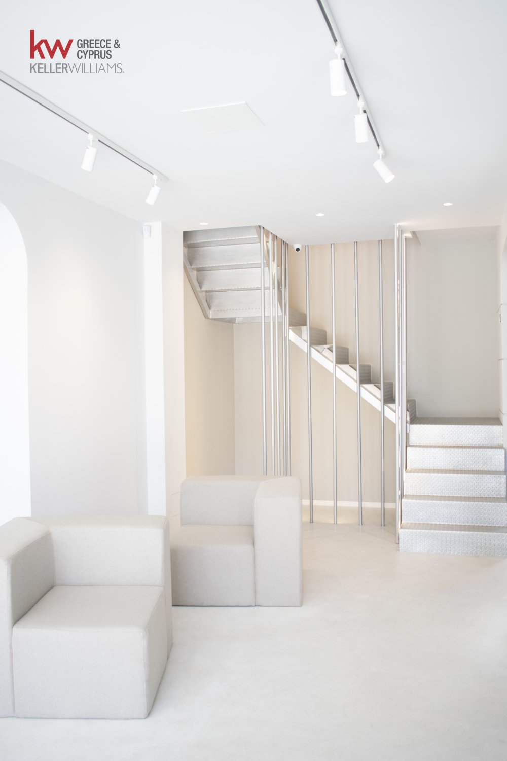5 habitaciones Oficina en Larnaca, Larnaka, Chipre No. 40195