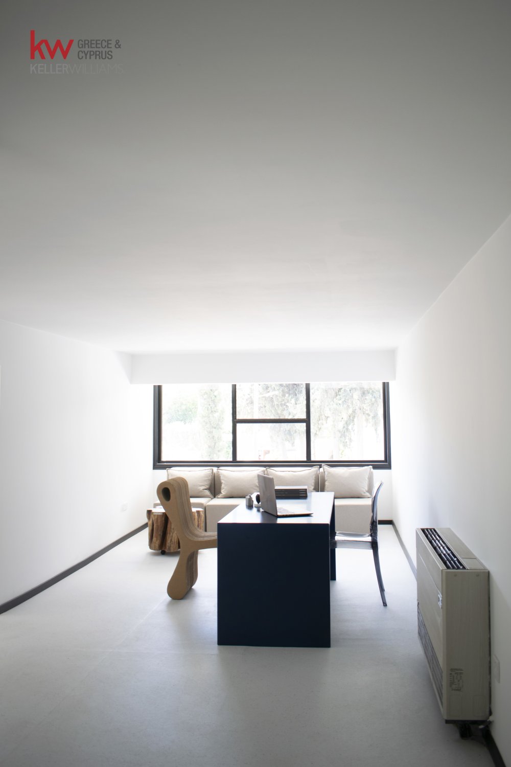 5 habitaciones Oficina en Larnaca, Larnaka, Chipre No. 40195