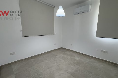 2 bedrooms Apartment in Larnaca, Larnaka,  No. 40198 5