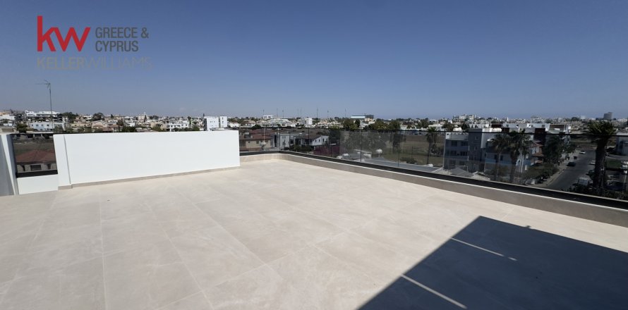 Квартира с 2 спальнями в Ларнака,  № 40197