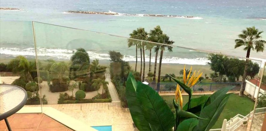 Studio Apartment in Limassol,  No. 38254