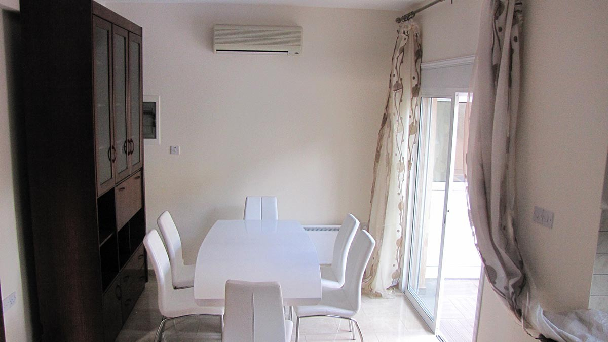 3 bedrooms Villa in Limassol, Cyprus No. 38250