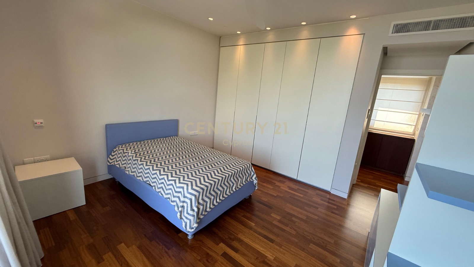 6 chambres Villa à Agios Athanasios, Limassol, Chypre No. 53515