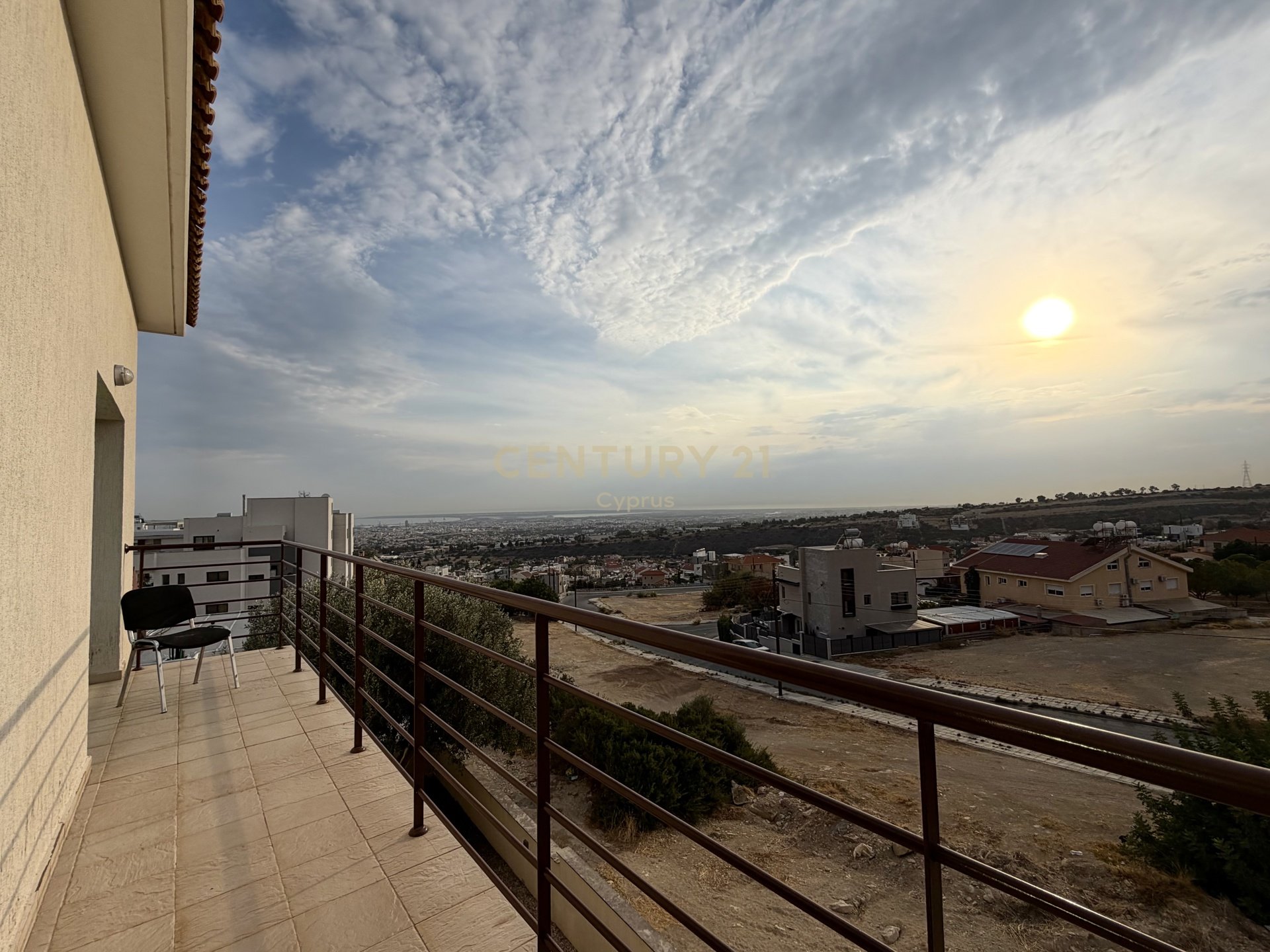 5 bedrooms Villa in Limassol, Cyprus No. 53518