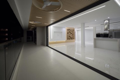 Квартира с 3 спальнями в Лимассол, Лимасол,  № 48515 9