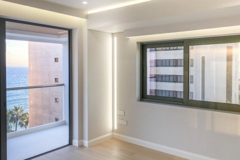 Квартира с 3 спальнями в Лимассол, Лимасол,  № 48515 2