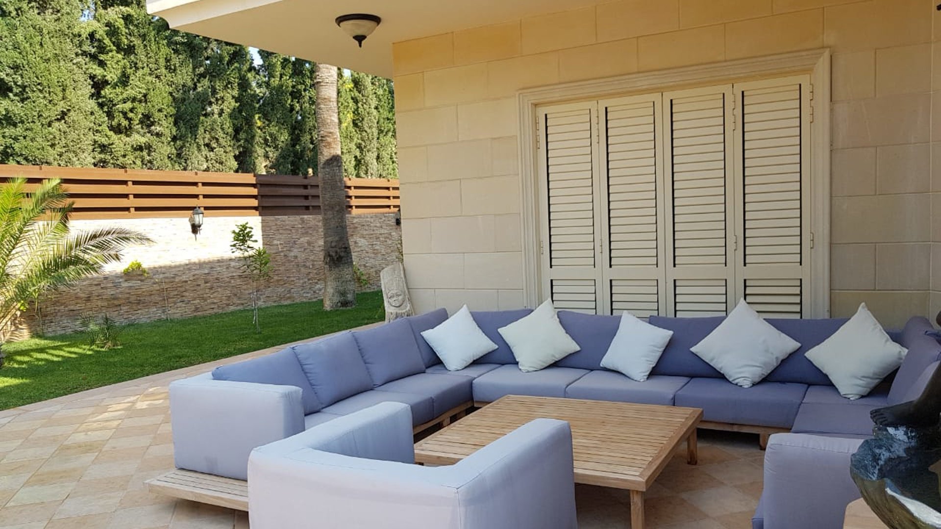 5 bedrooms Villa in Agios Tychonas, Limassol, Cyprus No. 25993