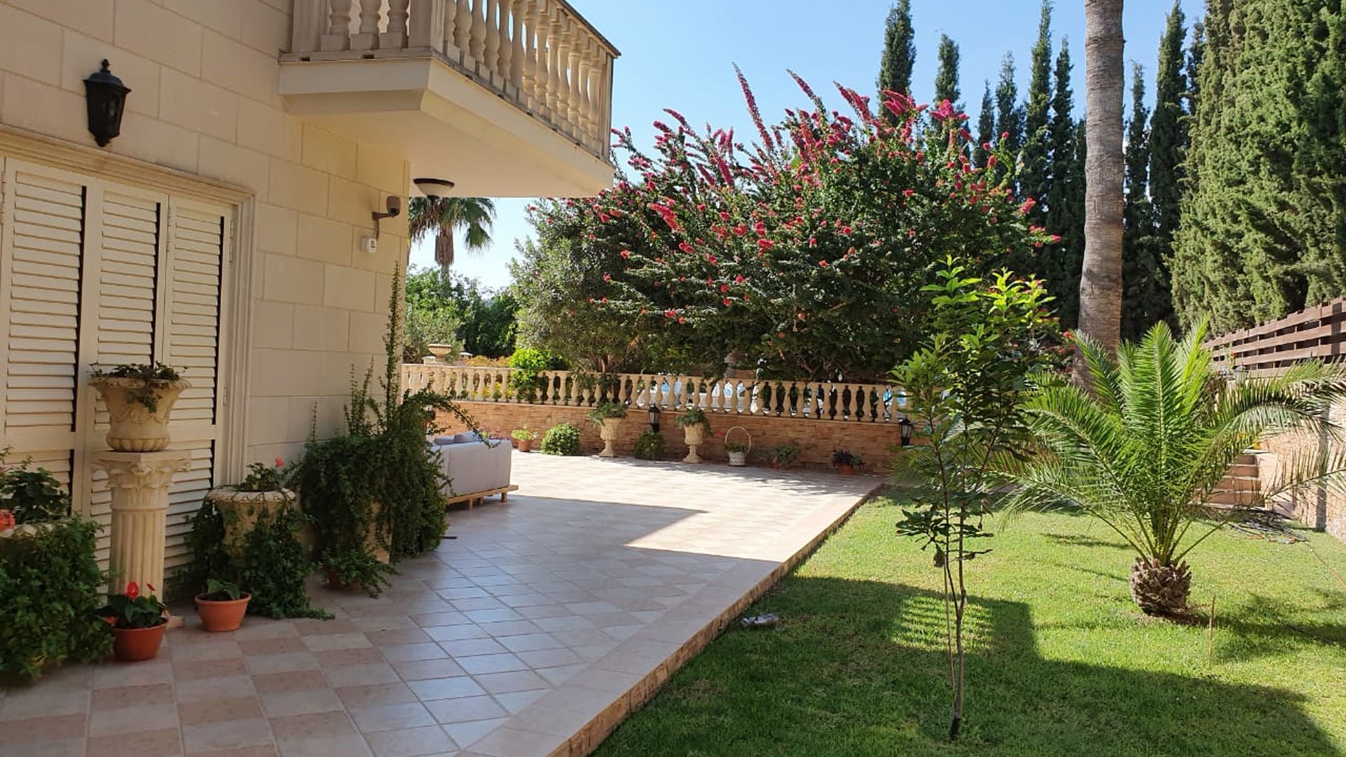 5 bedrooms Villa in Agios Tychonas, Limassol, Cyprus No. 25993