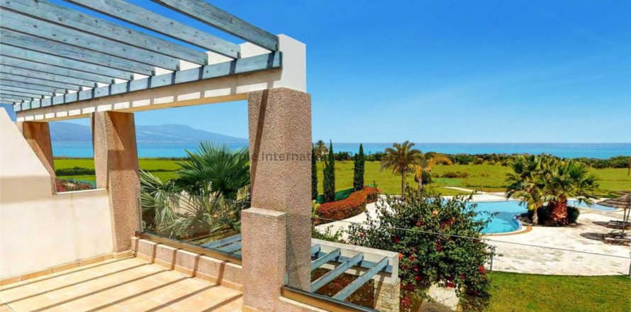 2 bedrooms Townhouse in Polis, Paphos, Cyprus No. 37588