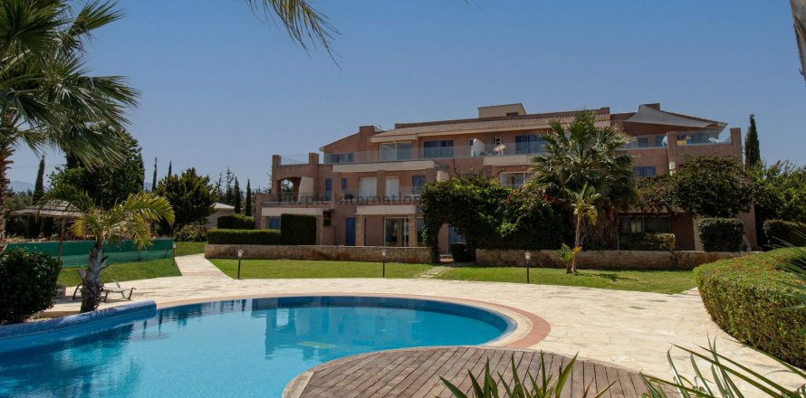 3 bedrooms Townhouse in Polis, Paphos, Cyprus No. 37587