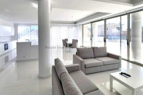3 bedrooms Villa in Coral Bay, Pegeia, Paphos, Cyprus No. 37589 1