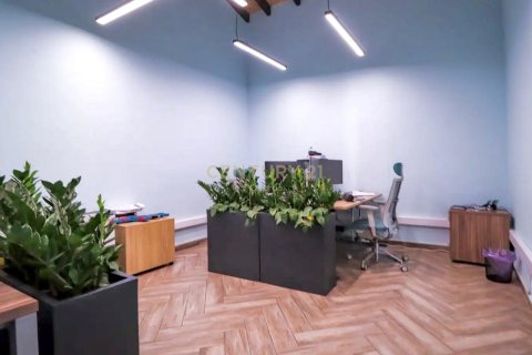 Коммерческая недвижимость 225м2 в Лимассол, Лимасол,  № 54250 5