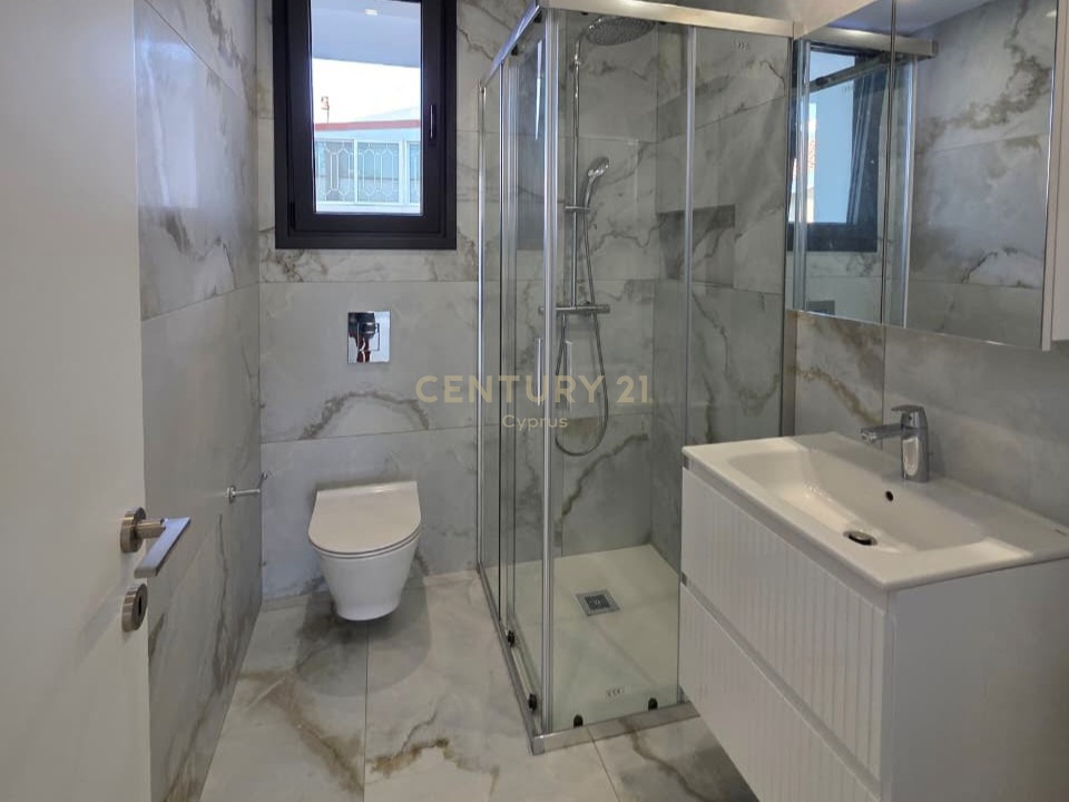 2 dormitorios Apartamento en Germasogeia, Limassol, Chipre No. 54251