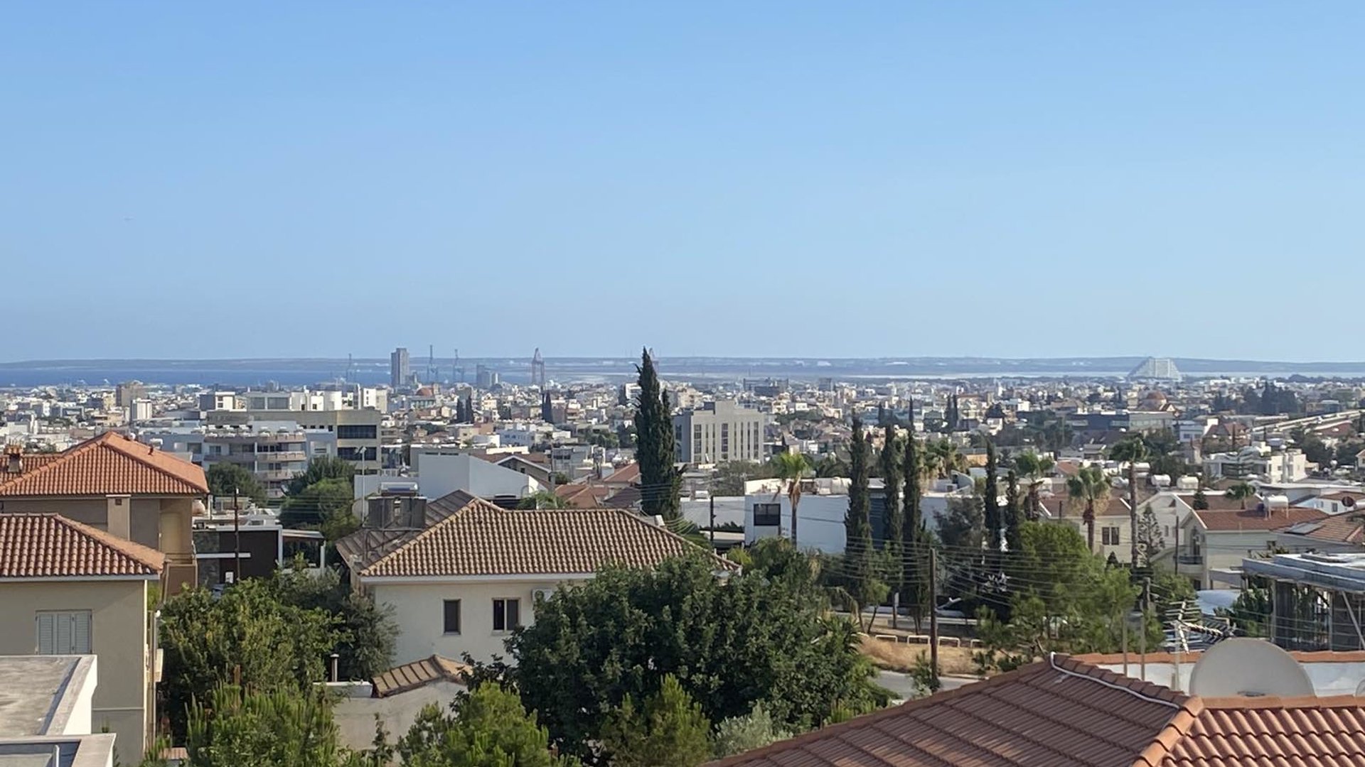 3 bedrooms Apartment in Limassol, Cyprus No. 29182