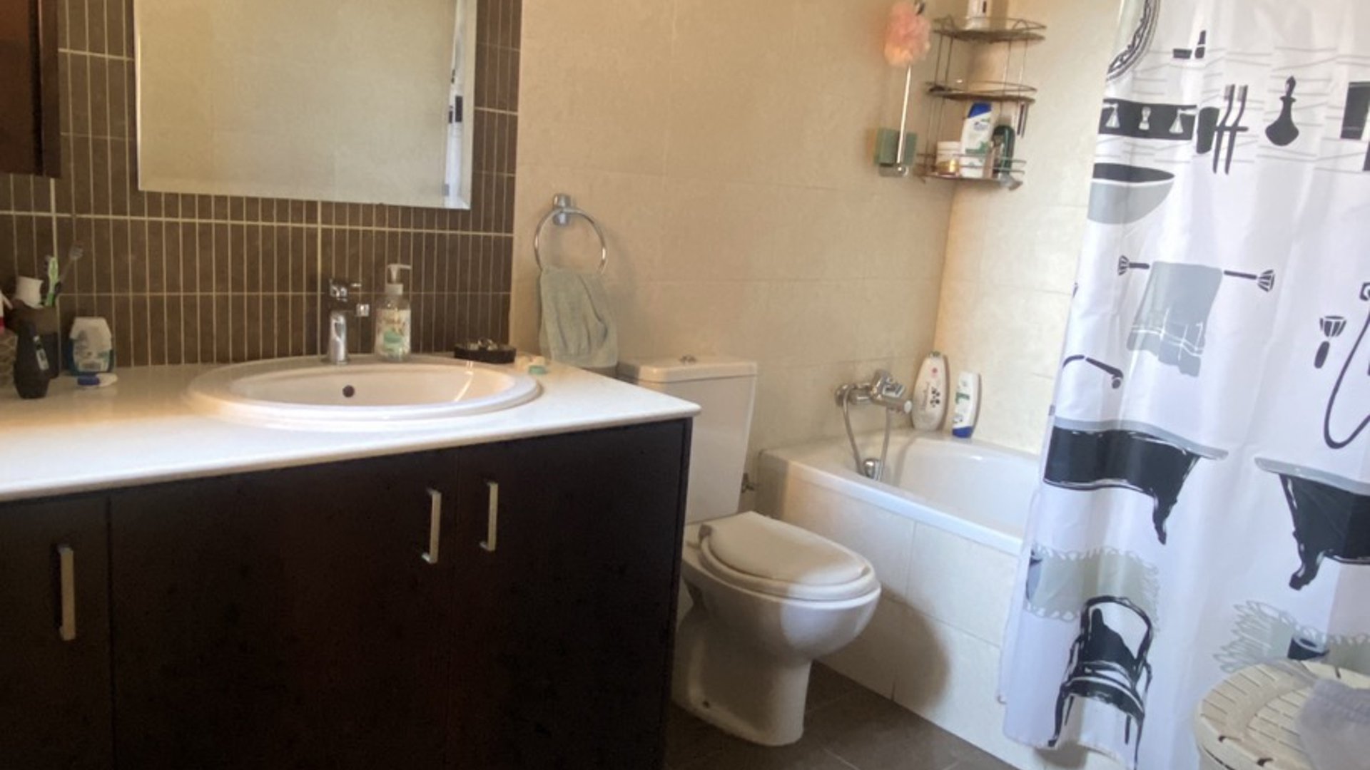 3 bedrooms Apartment in Limassol, Cyprus No. 29182