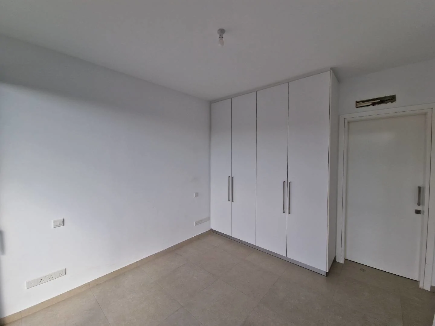 2 bedrooms Villa in Agios Tychonas, Limassol, Cyprus No. 19806