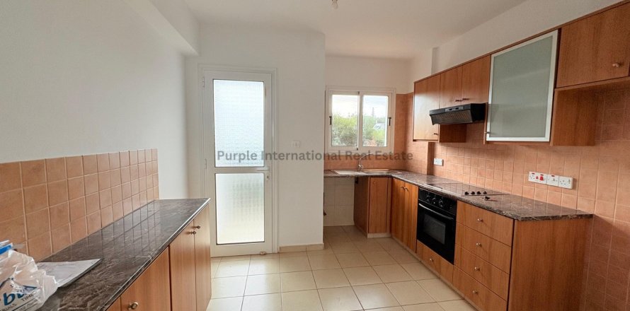 Квартира с 2 спальнями в Паралимни, Аммохостос,  № 39425