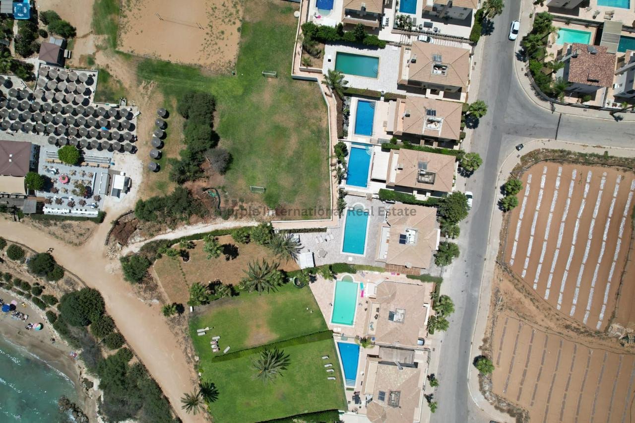 5 chambres Villa à Paralimni, Ammochostos, Chypre No. 39426